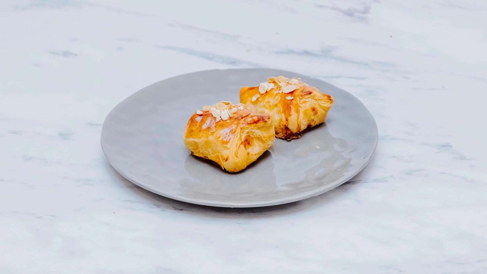 Toyuqlu holland pendirli boxça