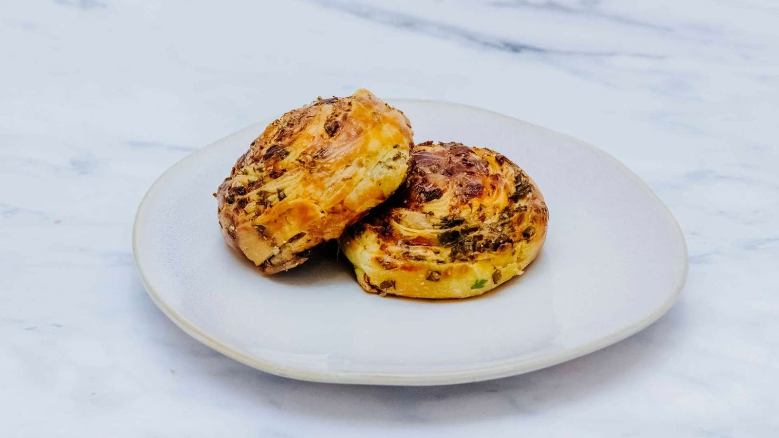 Göyərtili pendirli qoğal